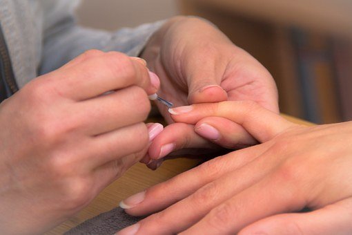 Produkty semilac do przedłużania paznokci